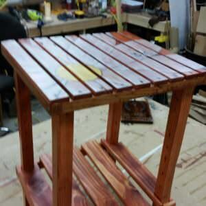1001pallets.com-a-side-table-i-made-from-pallet-wood
