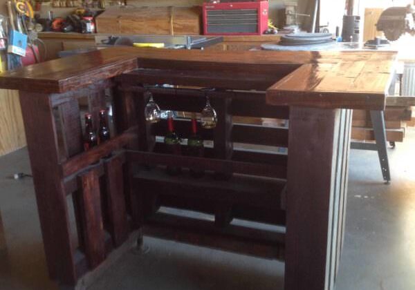 1001pallets.com-pallet-bar-1