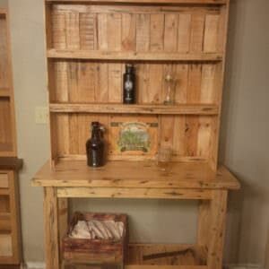 1001pallets.com-beer-hutch