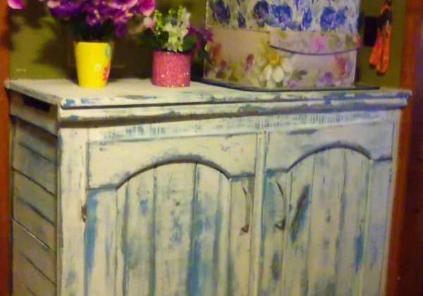 1001pallets.com-how-i-made-this-built-in-cabinet-from-pallets