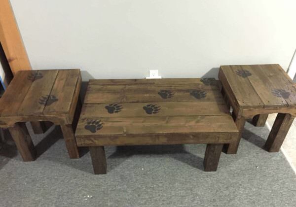 1001pallets.com-bear-claw-coffee-table-and-end-tables