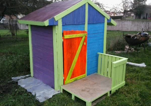 1001pallets.com-cabane-de-jardin-pour-enfants-children-garden-house7
