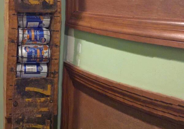 1001pallets.com-can-dispenser
