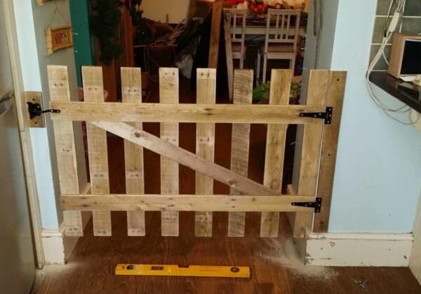 1001pallets.com-childdog-gate