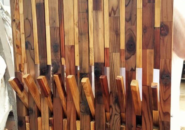 1001pallets.com-coat-clothing-motorcycle-gear-rack