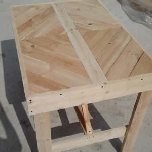 1001pallets.com-pallet-table-for-several-purposes