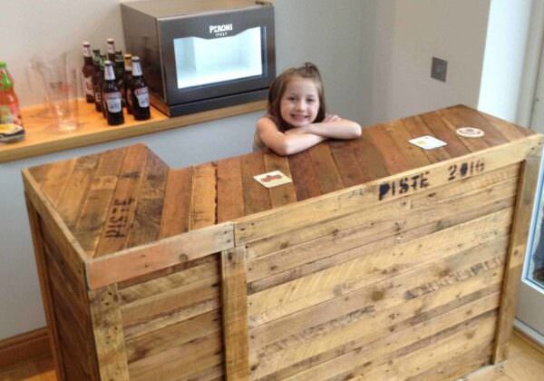 1001pallets.com-pallet-bar