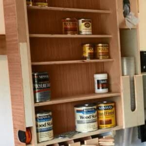 1001pallets.com-diy-video-tutorial-handy-recycled-wood-finishing-station-02