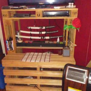 1001pallets.com-tv-entertainment-center