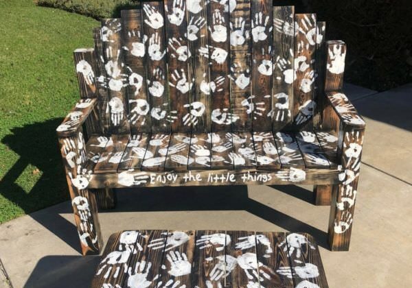 1001pallets.com-enjoy-the-little-things-pallet-bench-set-02