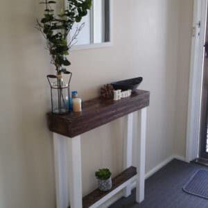 1001pallets.com-entry-hallway-table2