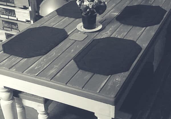 1001pallets.com-farmhouse-pallet-table-benches-01