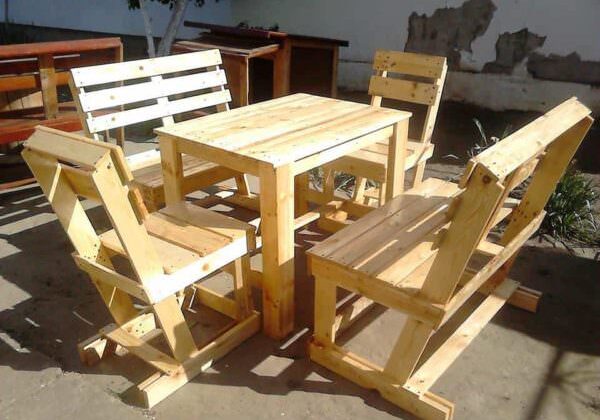 1001pallets.com-garden-furniture-from-pallets