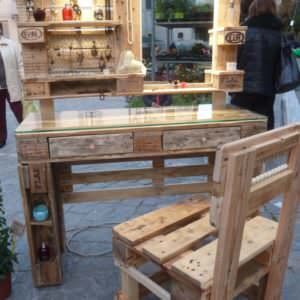1001pallets.com-mobile-make-up-with-mirror-02