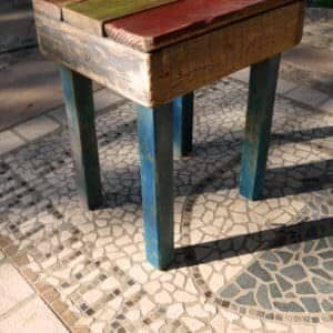 1001pallets.com-come-costruire-uno-sgabello-con-i-pallets-06
