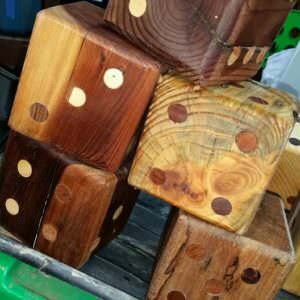 1001pallets.com-pallet-yard-yahtzee1
