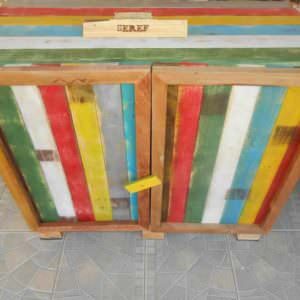 Kitchen-Cabinet-from-old-pallets