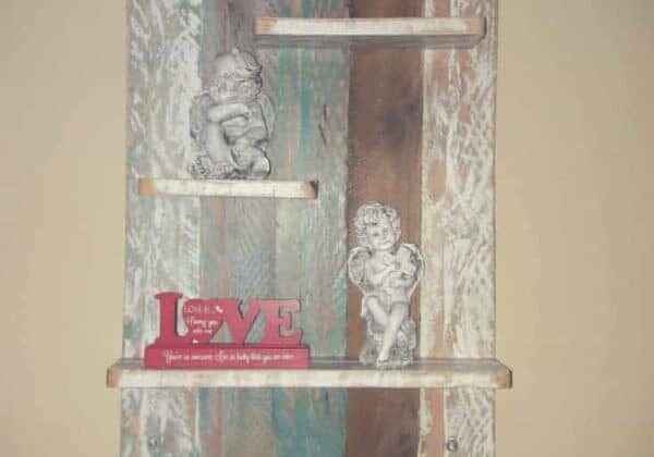 1001pallets.com-little-pallet-shelf-03