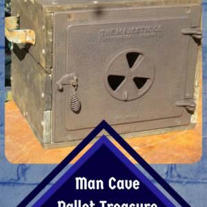 1001pallets.com-majestic-man-cave-pallet-treasure-chest-03