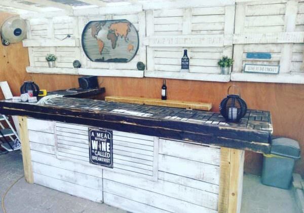 1001pallets.com-summer-bar