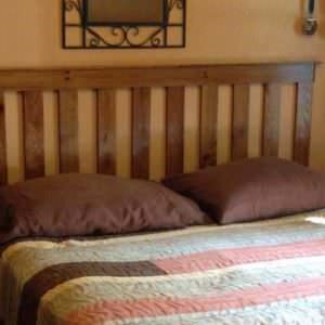 1001pallets.com-oak-pallet-headboard