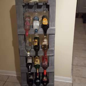 1001pallets.com-alcohol-shelf