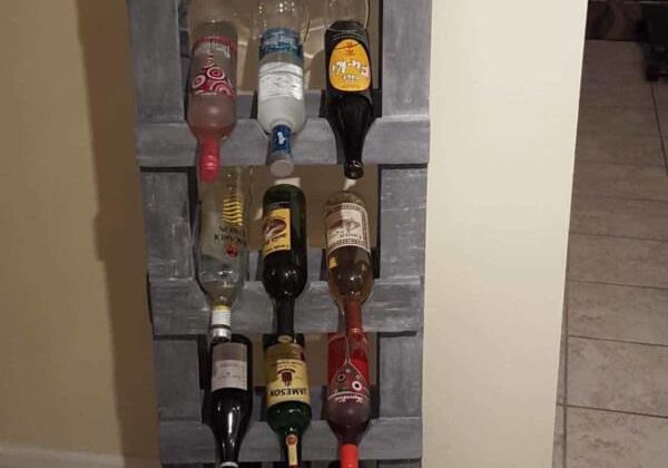 1001pallets.com-alcohol-shelf