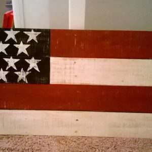 1001pallets.com-pallet-american-flag