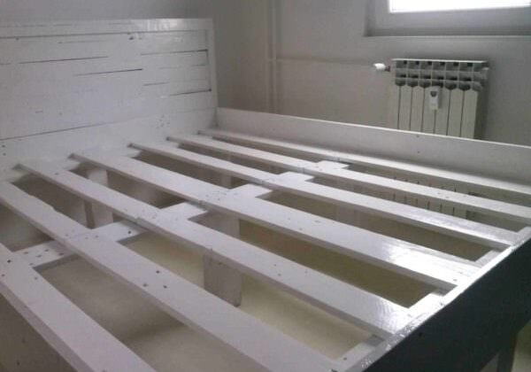 1001pallets.com-pallete-bed