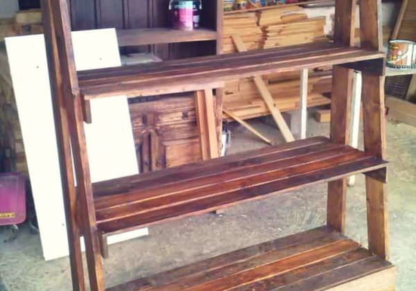 1001pallets.com-pallet-bookcase-01