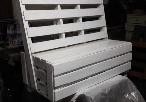 Pallet Box Bench Can Be Used Almost Anywhere!