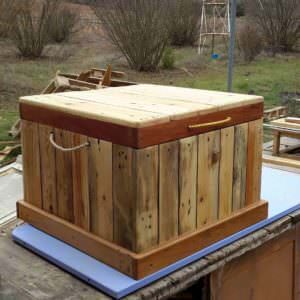 1001pallets.com-pallet-chestseat