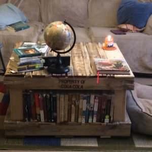 1001pallets.com-a-coffee-table-for-my-daughter-for-christmas