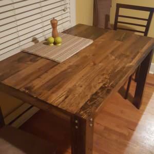 1001pallets.com-pallet-dining-table-first-diy-project