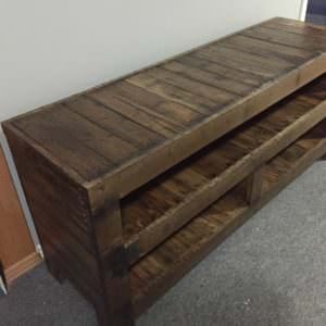 1001pallets.com-pallet-entertainment-unit