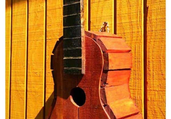 1001pallets.com-pallet-guitar-bird-house-06