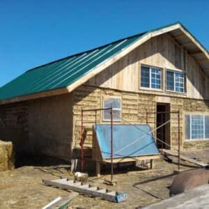 pine-ridge-pallet-house-texasnaturalbuilders-35iu3hx-500x375