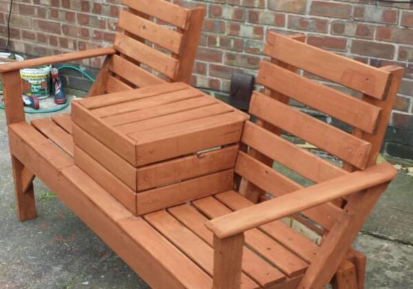 1001pallets.com-love-seat