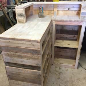 1001pallets.com-comptoir-de-vente-palette-02