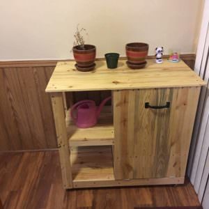 1001pallets.com-pallet-trash-can-hideaway-shelving-unit