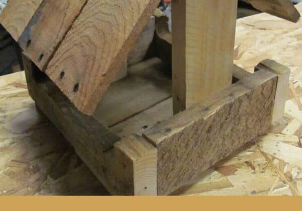 Pallet Wood Bird Feeder