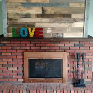 1001pallets.com-pallet-wood-fireplace