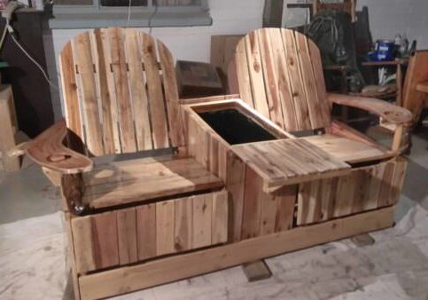 1001pallets.com-2-person-recliner-with-ice-chest-01
