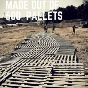 1001pallets.com-picnic-park-made-out-of-600-repurposed-pallets-01