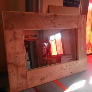 1001pallets.com-mirror-frame