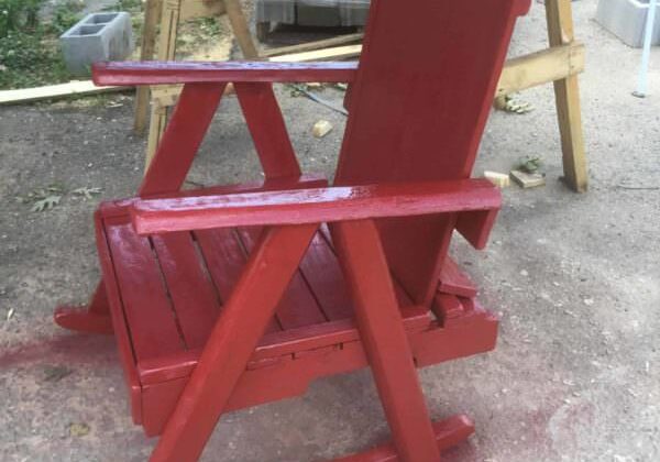 1001pallets.com-rustic-porch-rocker