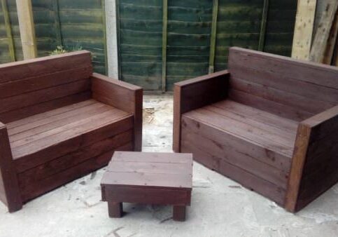1001pallets.com-sleek-pallet-loveseat-set-01