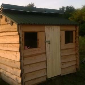 1001pallets.com-small-shed-from-used-pallets-and-cheap-wood6