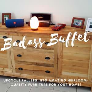 1001pallets.com-stunning-5-pallet-rustic-buffet-has-tons-of-storage-04