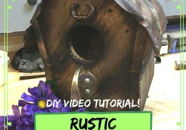 1001pallets.com-tin-topped-barn-style-birdhouse-has-spoon-perch-02